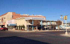 Warrick Plaza Inn